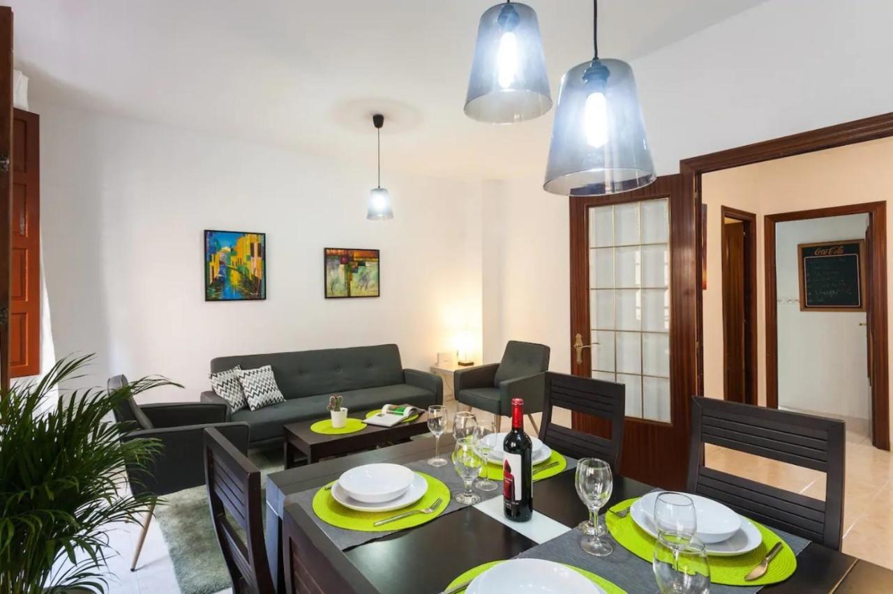 Spacious, Bright Apartment Next To The Old Town Valencia Buitenkant foto
